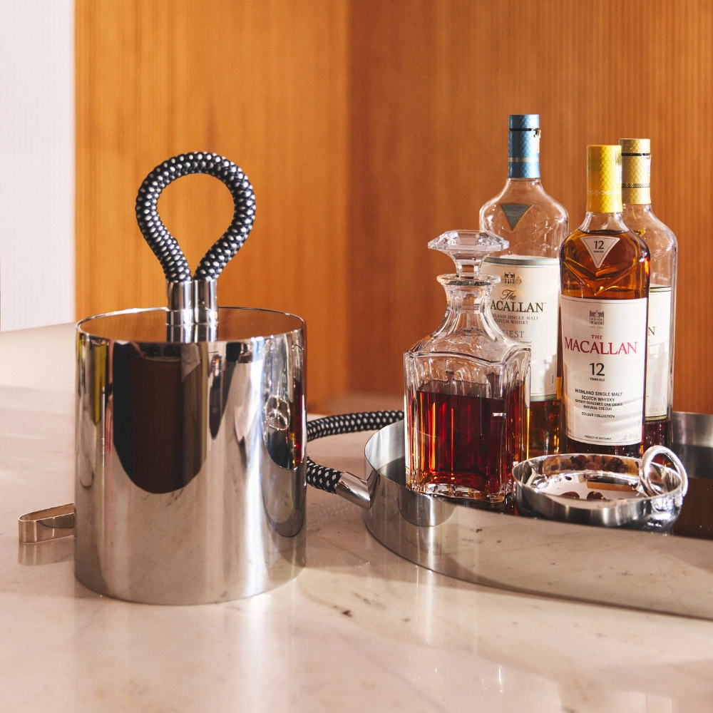 Balde Rapunzel Outdoor Com Corda Preta Balde Rapunzel Outdoor Com Corda Preta