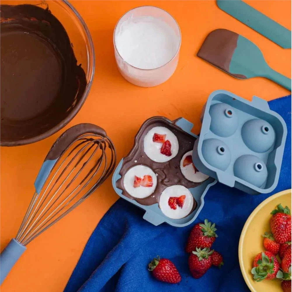 Batedor de Ovos Com Raspador Oikos Batedor de Ovos Com Raspador Oikos