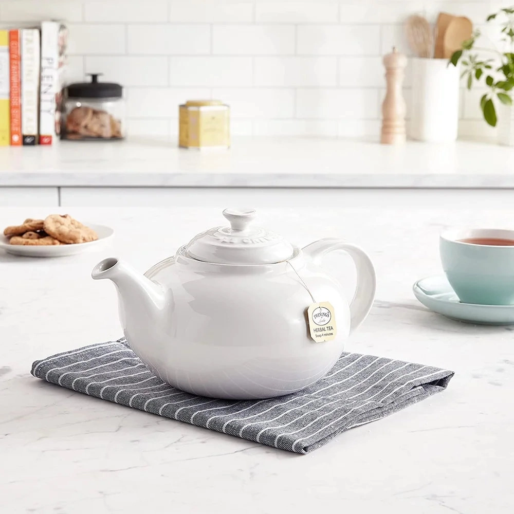 Bule de Cha Classico Le Creuset Branco 1,3 Litros