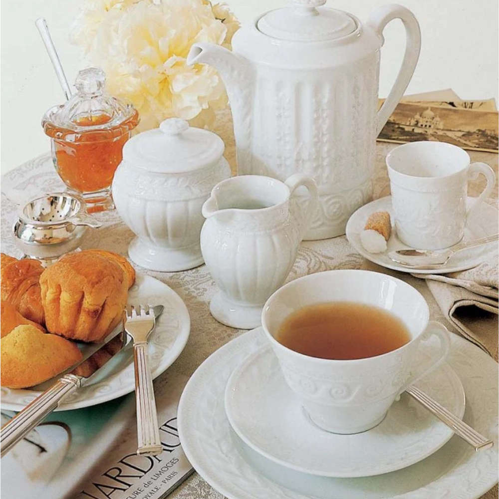 Cremeira Bernardaud Louvre 150 Ml Cremeira Bernardaud Louvre 150 Ml