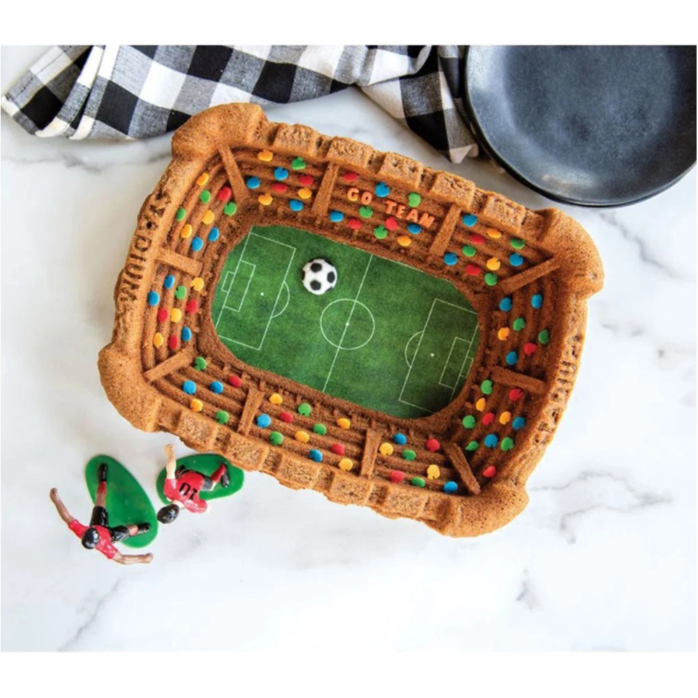 Forma Para Bolo Stadium Bundt Nordic Ware