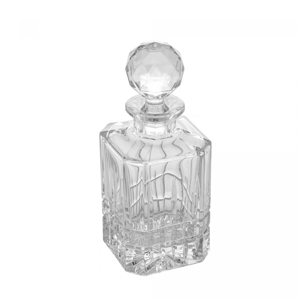 Garrafa Bohemia Dover Transparente 700 Ml Garrafa Bohemia Dover Transparente 700 Ml