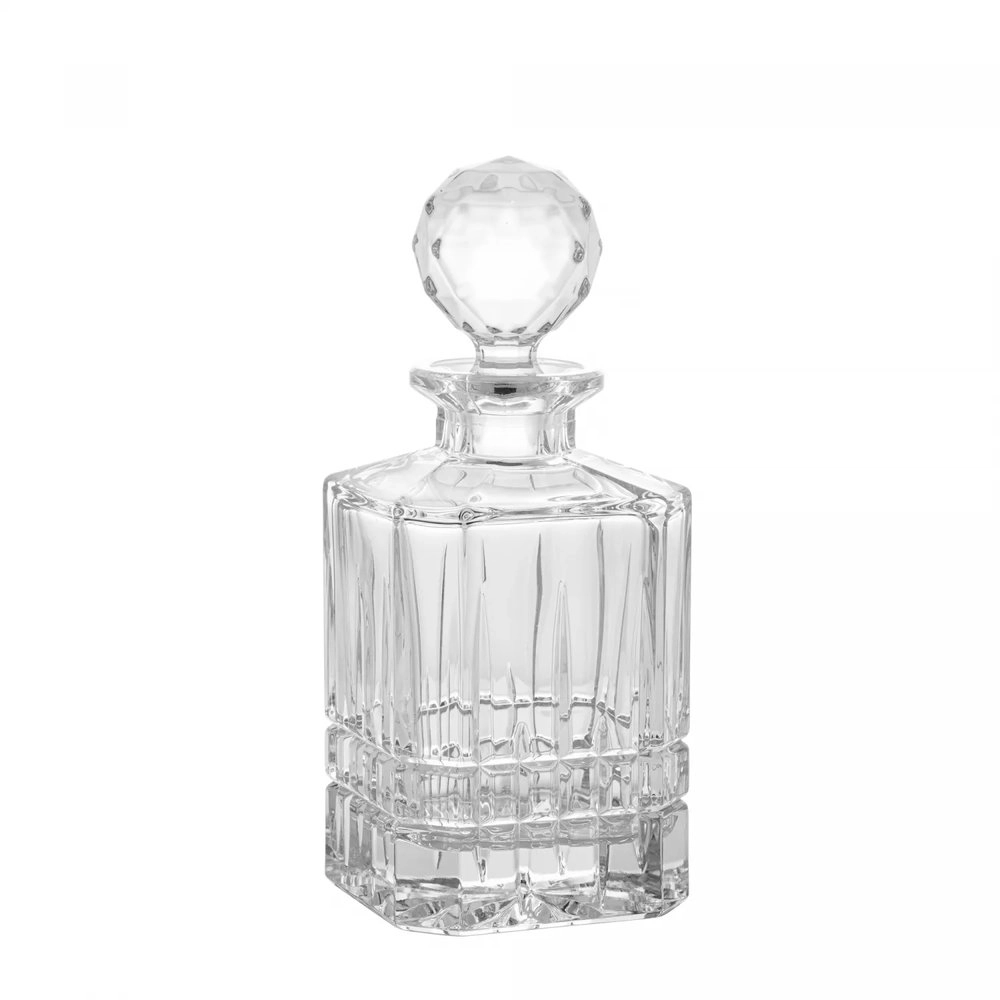 Garrafa Bohemia Dover Transparente 700 Ml Garrafa Bohemia Dover Transparente 700 Ml