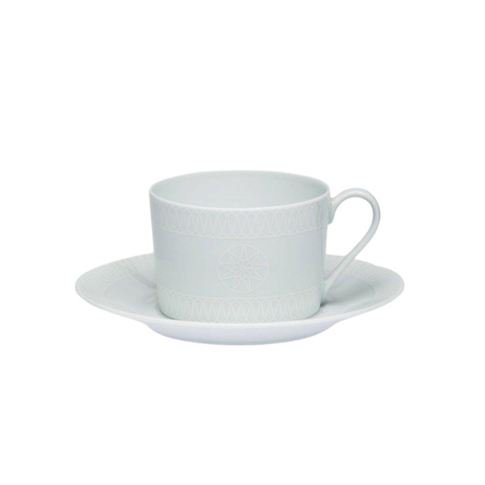 Jg C/6 Xicaras de Cha C/ Pires Royale Limoges Recamier White Star 150 Ml Jg C/6 Xicaras de Cha C/ Pires Royale Limoges Recamier White Star 150 Ml