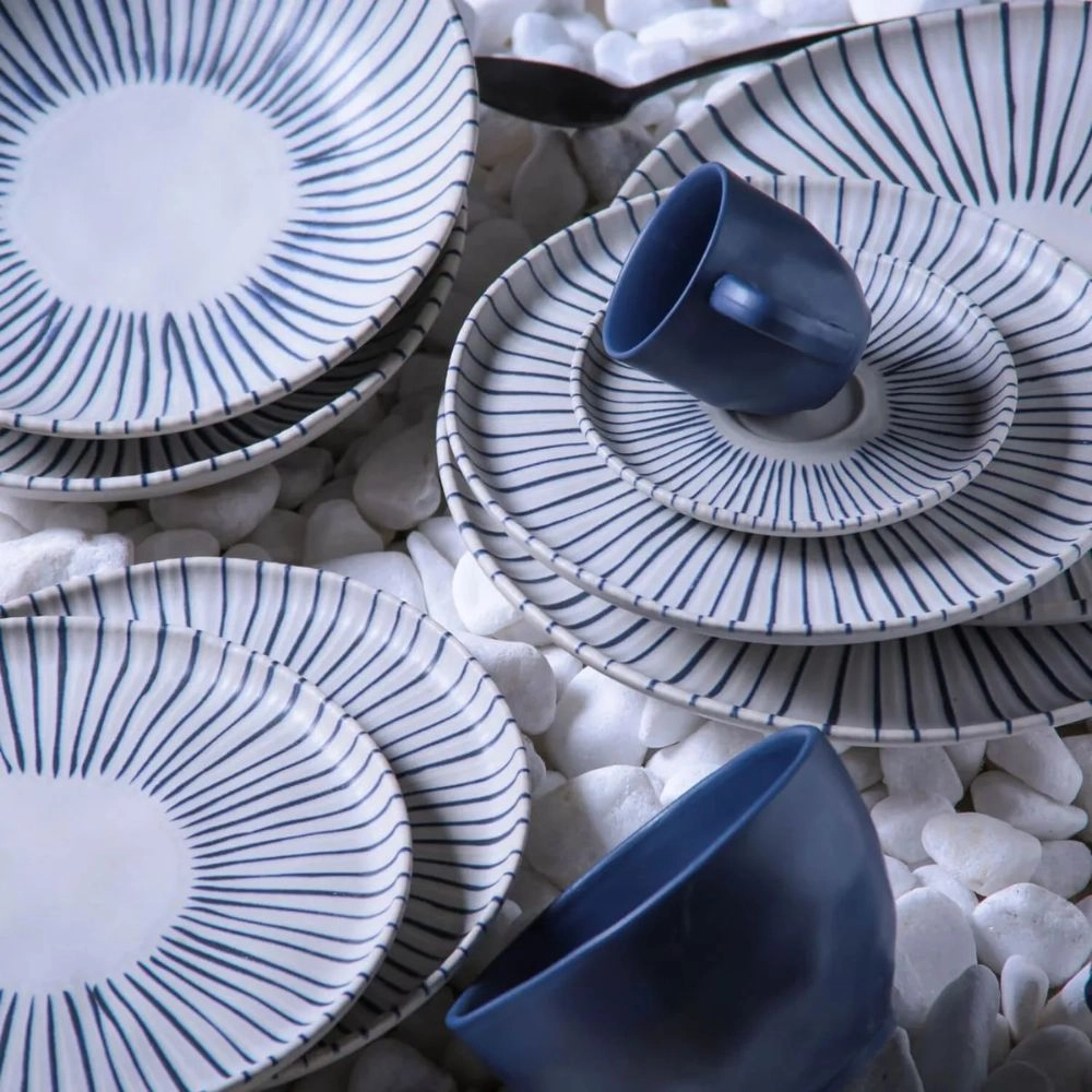 Jogo de Pratos Para Sobremesa Porto Brasil Stoneware Elemento 21,5 Cm - 6 Peças Jogo de Pratos Para Sobremesa Porto Brasil Stoneware Elemento 21,5 Cm - 6 Peças