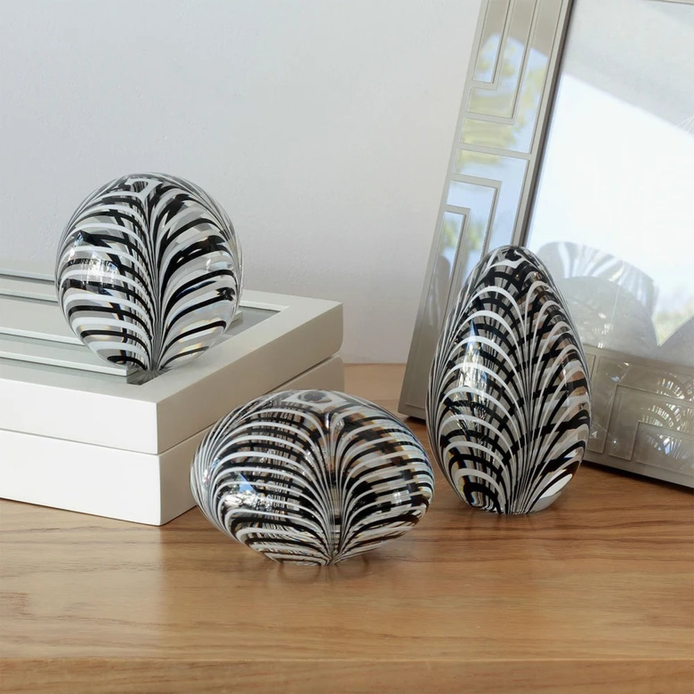 Peso Fenicio Bola Cristais Ca D'oro Preto e Branco 9 Cm