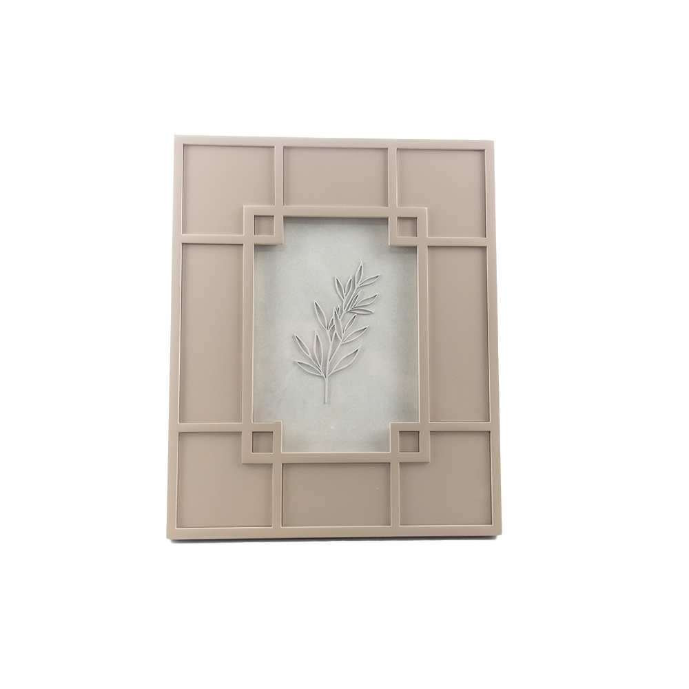 Porta Retrato Juliana 13 X 18 Cm Amendoa Porta Retrato Juliana 13 X 18 Cm Amendoa