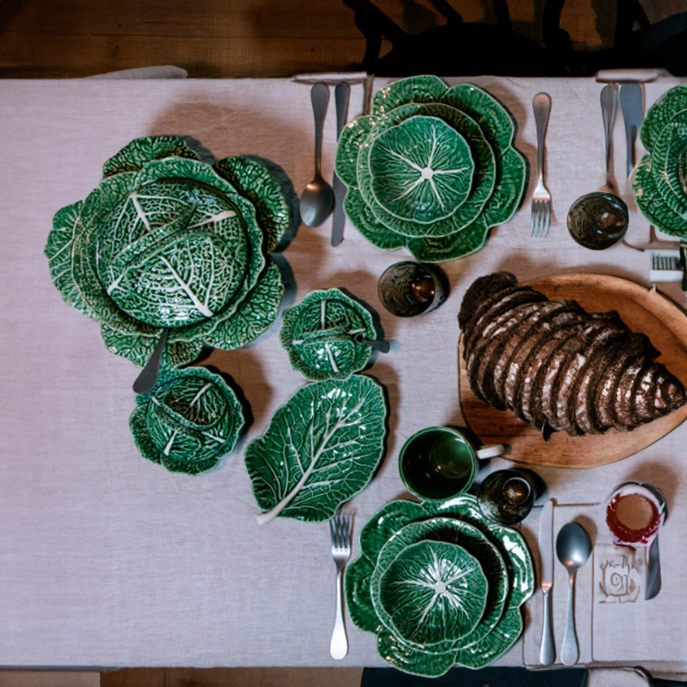 Travessa Bordallo Pinheiro Couve 37 Cm Travessa Bordallo Pinheiro Couve 37 Cm