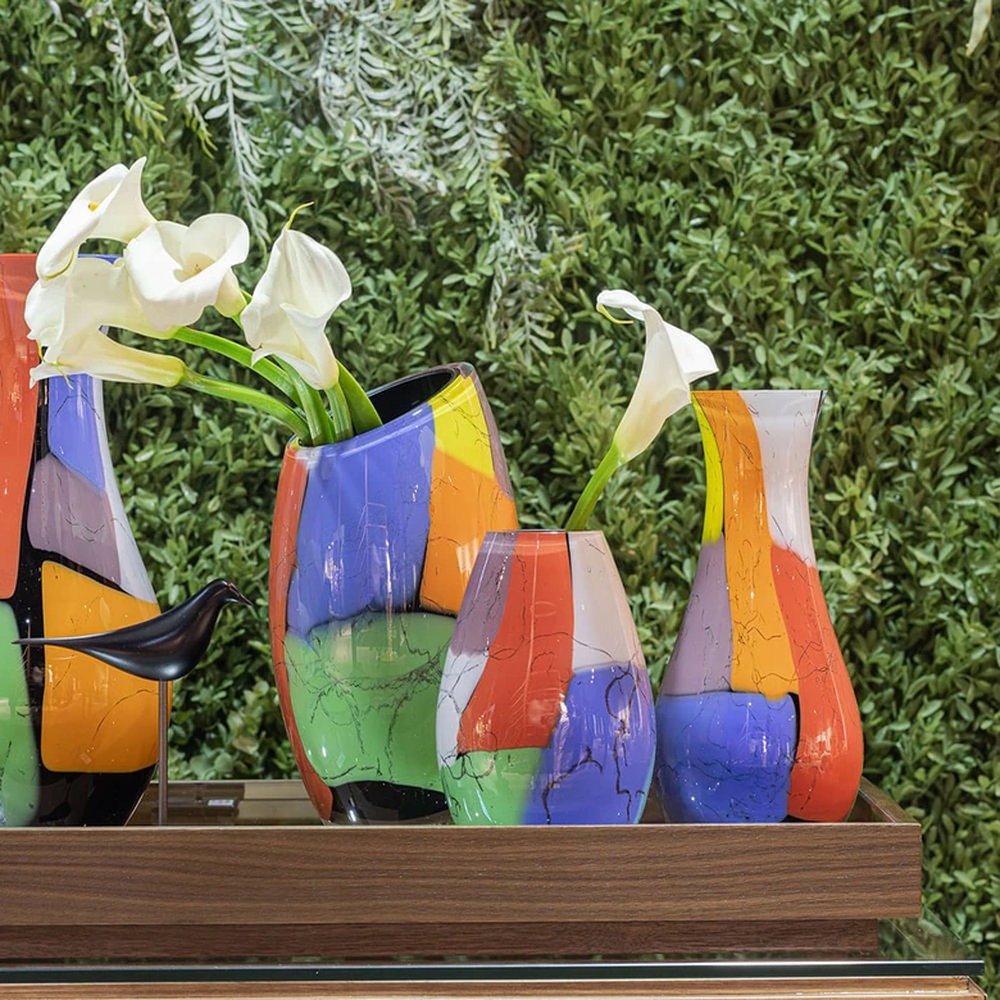 Vaso 50 Ms Diagonal Cristais Ca D'oro Colorido Com Fundo Preto 28 X 15 Cm