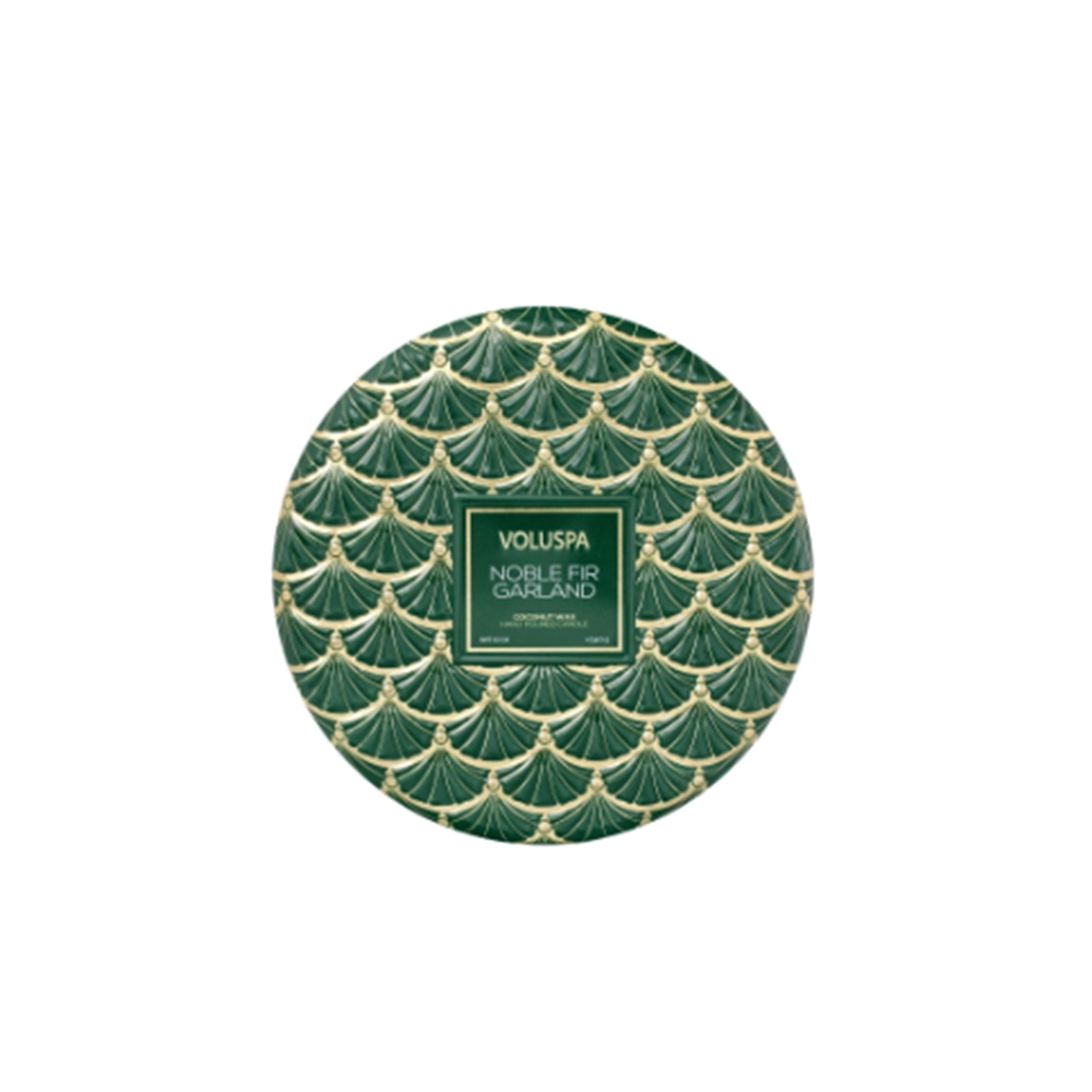 Vela Lata 3 Pavios 60 H Voluspa Coleção Holiday Vela Lata 3 Pavios 60 H Voluspa Coleção Holiday