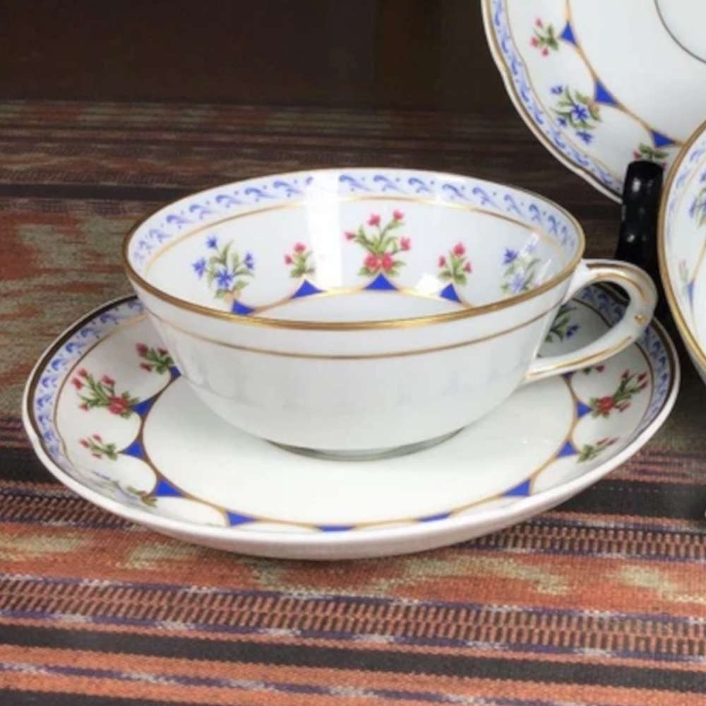 Xicara Para Cha Com Pires Bernardaud Chateaubriand Bleu 150 Ml Xicara Para Cha Com Pires Bernardaud Chateaubriand Bleu 150 Ml