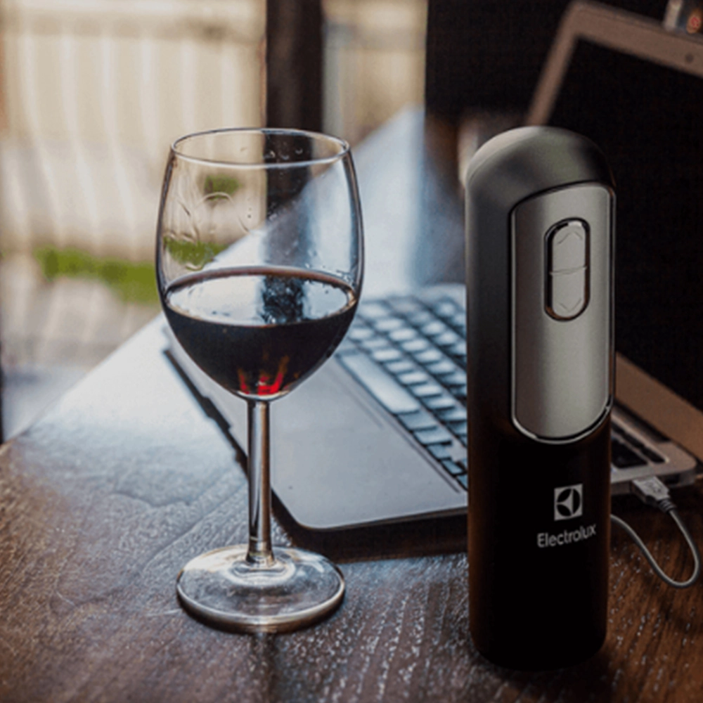 Abridor de Vinho Elétrico Electrolux Abridor de Vinho Elétrico Electrolux