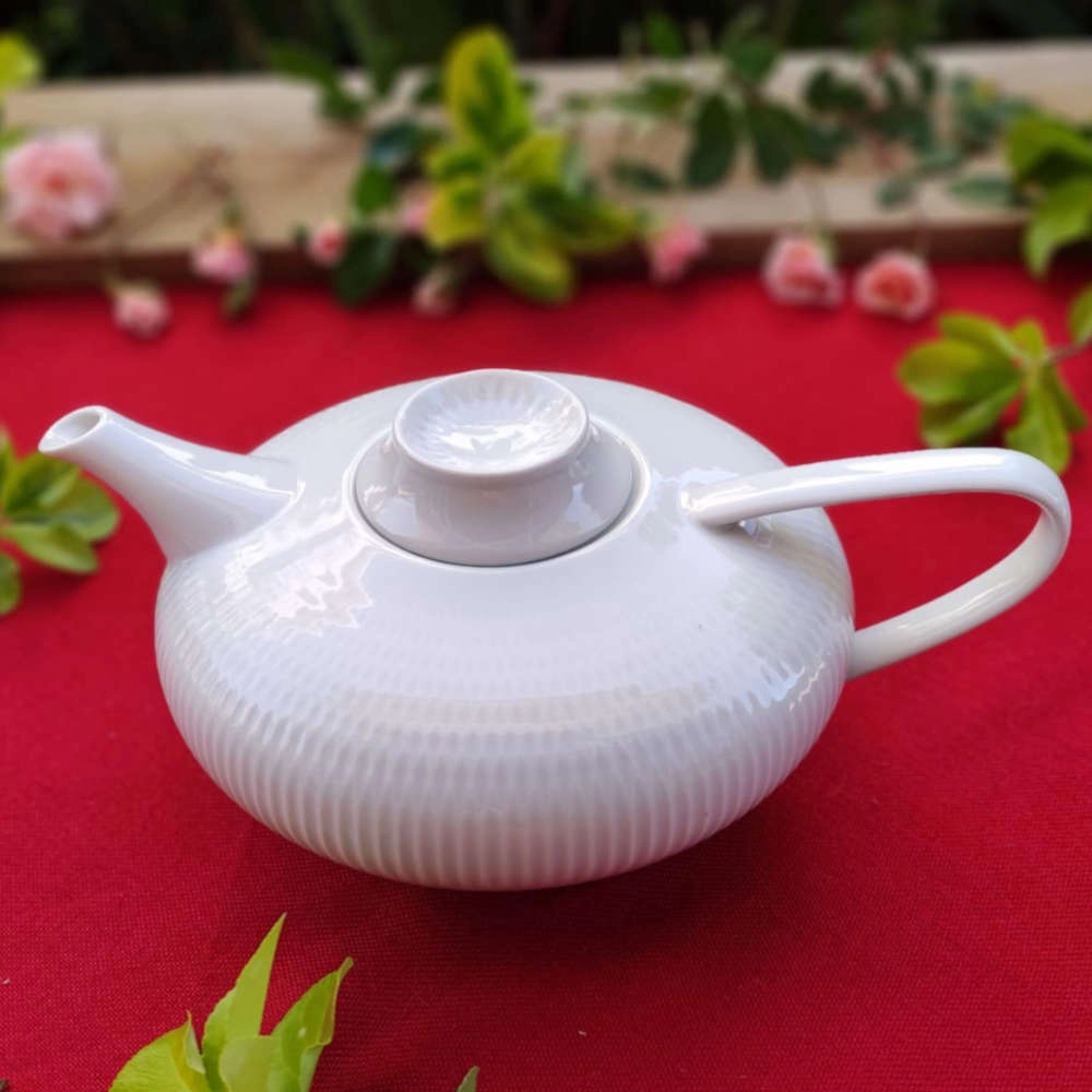 Bule Grande Vista Alegre Utopia 1320 Ml Bule Grande Vista Alegre Utopia 1320 Ml