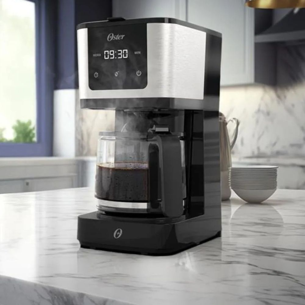 Cafeteira Programavel C/ Display Digital Oster 1,2 Litros Cafeteira Programavel C/ Display Digital Oster 1,2 Litros