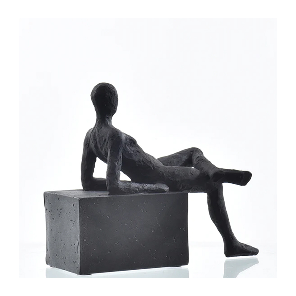 Escultura Home Collection Homen Think Encostado 22 X 18 Cm