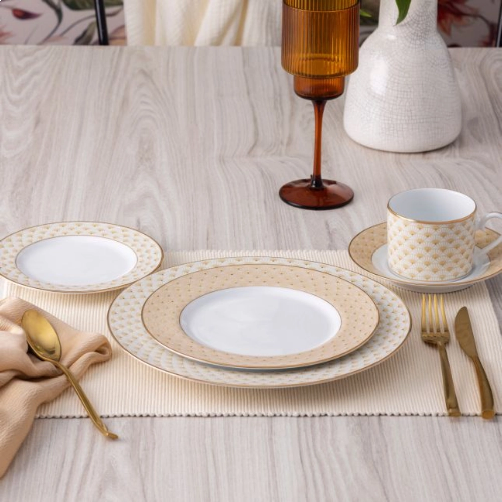 Aparelho de Jantar 18 Pecas Noritake Trocadero Gold Aparelho de Jantar 18 Pecas Noritake Trocadero Gold