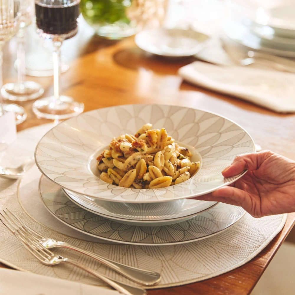 Prato Fundo Christofle Malmaison Imperiale Platina