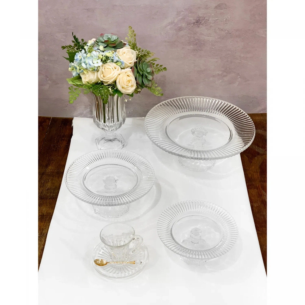 Prato Para Bolo Com Pe Lyor Renaissance