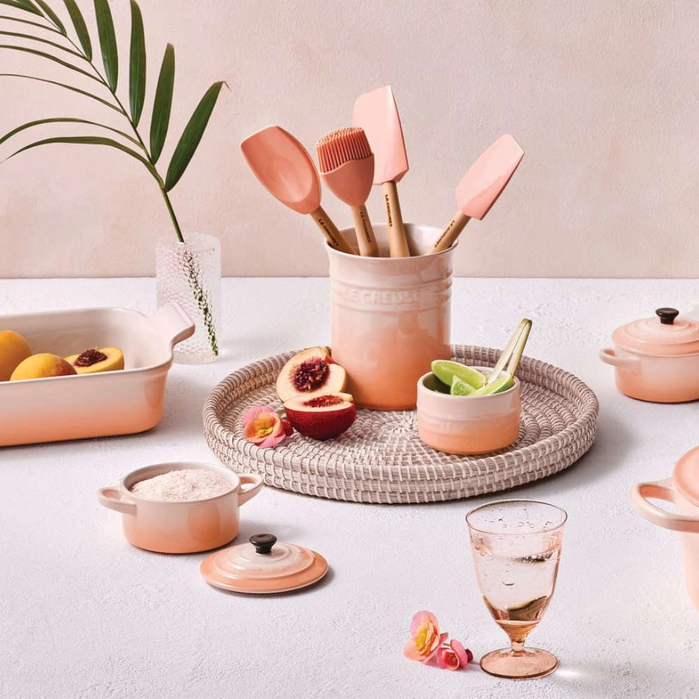 Set 3 Espátulas e 1 Pincel Craft Com Porta Utensílios Clássico Le Creuset Set 3 Espátulas e 1 Pincel Craft Com Porta Utensílios Clássico Le Creuset